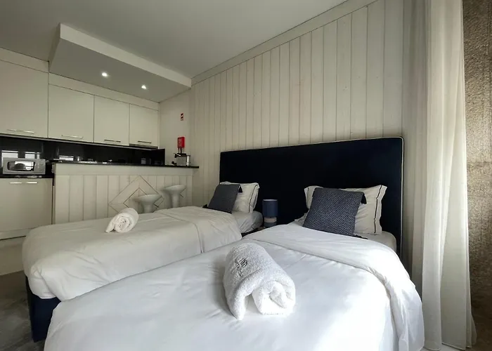 Porta Nova Historic Center - Collection By Perpetual Relax